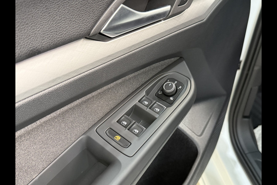 Volkswagen Golf Variant 1.5 eTSI 150pk DSG Style | Pano dak