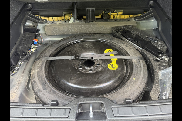 Volvo XC40 BWJ 2022 | 1.5 130PK T2 Momentum Core | TREKHAAK | CAMERA A | CLIMA | NAVI | PDC | CARPLAY |