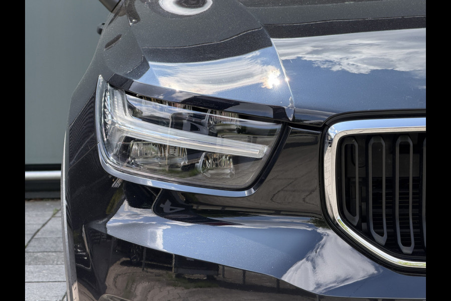 Volvo XC40 BWJ 2022 | 1.5 130PK T2 Momentum Core | TREKHAAK | CAMERA A | CLIMA | NAVI | PDC | CARPLAY |