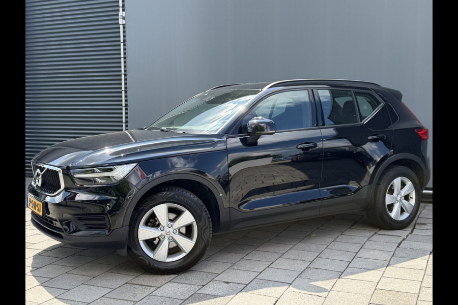 Volvo XC40 BWJ 2022 | 1.5 130PK T2 Momentum Core | TREKHAAK | CAMERA A | CLIMA | NAVI | PDC | CARPLAY |