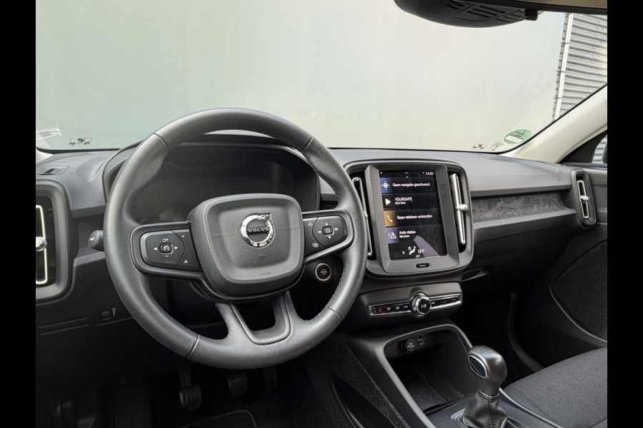 Volvo XC40 BWJ 2022 | 1.5 130PK T2 Momentum Core | TREKHAAK | CAMERA A | CLIMA | NAVI | PDC | CARPLAY |
