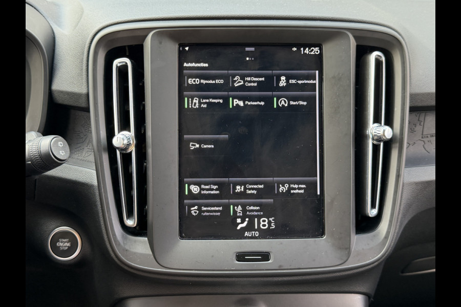 Volvo XC40 BWJ 2022 | 1.5 130PK T2 Momentum Core | TREKHAAK | CAMERA A | CLIMA | NAVI | PDC | CARPLAY |