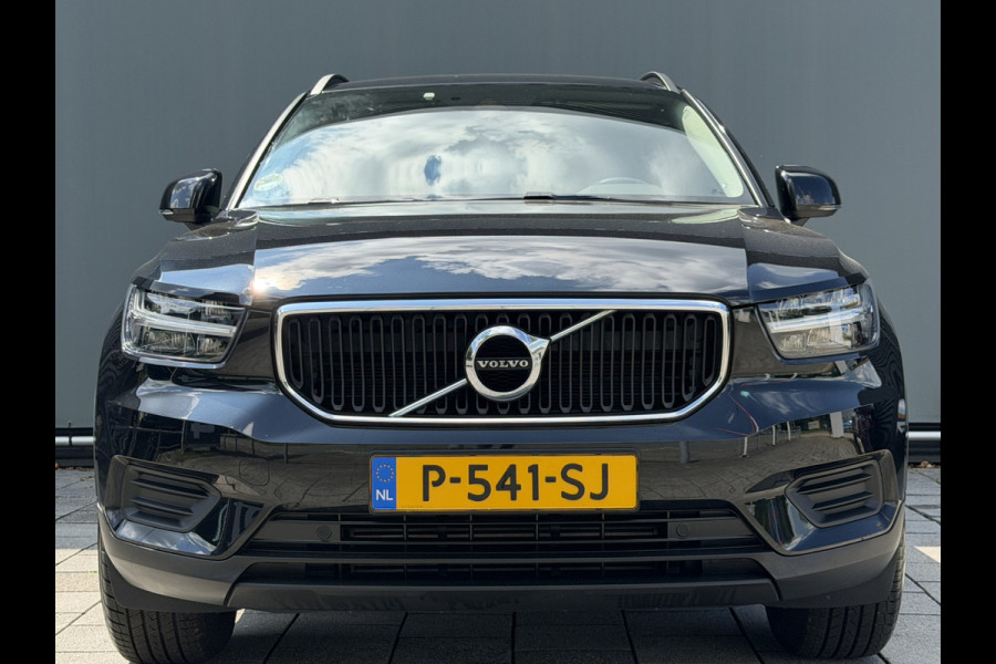 Volvo XC40 BWJ 2022 | 1.5 130PK T2 Momentum Core | TREKHAAK | CAMERA A | CLIMA | NAVI | PDC | CARPLAY |