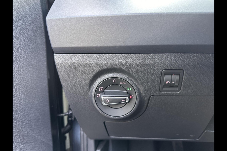 Seat Arona 1.0 TSI Style Business Intense | Trekhaak | Addaptive CC | Climate | Carplay | Navi | Camera |