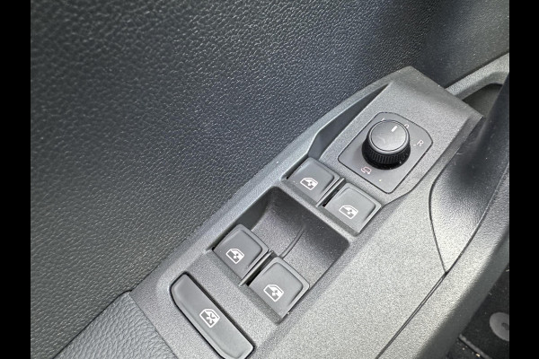 Seat Arona 1.0 TSI Style Business Intense | Trekhaak | Addaptive CC | Climate | Carplay | Navi | Camera |