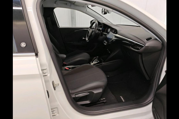 Opel CORSA-E Elegance 100KW / 50 kWh / Naviagtie / 1/2Leder / Airco-ecc./ Keyless entry / Radio multimedia / Premium Pack./