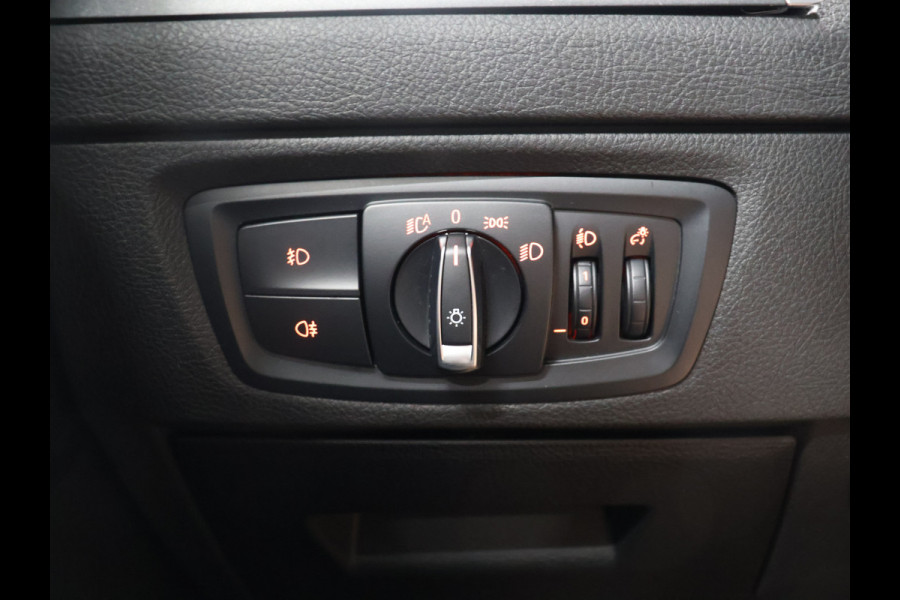 BMW 1-serie 118i M Sport [STOELVERWARMING, TREKHAAK, CRUISE COMTROL, PDC V+A, LED, MULTIFUNCTIONEEL STUURWIEL, NAVIGATIE, BLUETOOTH, 6 BAK, NIEUWSTAAT]