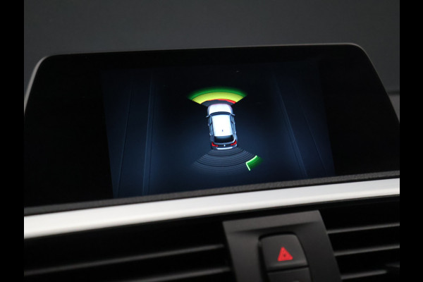BMW 1-serie 118i M Sport [STOELVERWARMING, TREKHAAK, CRUISE COMTROL, PDC V+A, LED, MULTIFUNCTIONEEL STUURWIEL, NAVIGATIE, BLUETOOTH, 6 BAK, NIEUWSTAAT]