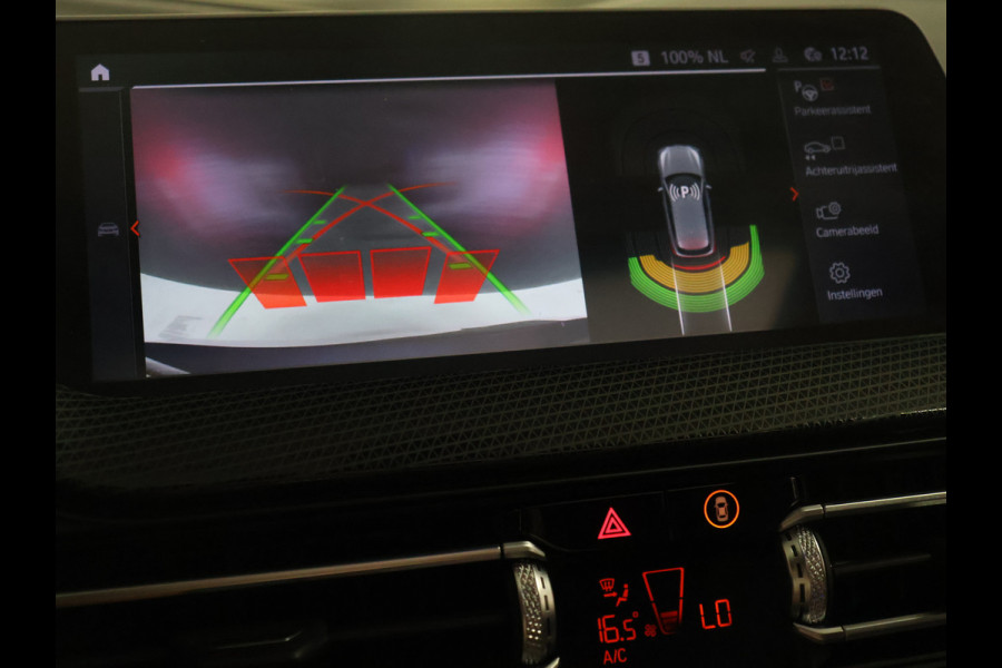 BMW 1-serie 118i M Sport [SCHUIFKANTELDAK, APPLE CARPLAY, ANDROID, ADAPTIVE CRUISE, STOELVERWARMING, SFEERVERLICHTING, CAMERA, PDC V+A, NAVIGATIE, BLUETOOTH, NIEUWSTAAT]