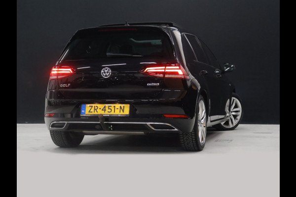 Volkswagen Golf 1.5 TSI Highline [SCHUIFKANTELDAK, APPLE CARPLAY, ANDROID, CAMERA, PDC V+A, ADAPTIVE CRUISE, TREKHAAK, DIGITAL DASH, LED, BLUETOOTH, NAVIGATIE, NIEUWSTAAT]