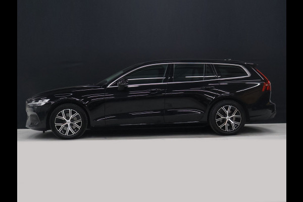 Volvo V60 2.0 B4 Core [APPLE CARPLAY, ANDROID, ADAPTIVE CRUISE, ELEKTRISCHE STOELEN, TREKHAAK, DRAADLOOS OPLADEN, ELEKTRISCHE ACHTERKLEP, LED, BLUETOOTH, NAVIAGTIE, NIEUWSTAAT]