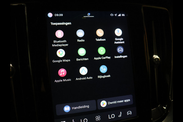 Volvo V60 2.0 B4 Core [APPLE CARPLAY, ANDROID, ADAPTIVE CRUISE, ELEKTRISCHE STOELEN, TREKHAAK, DRAADLOOS OPLADEN, ELEKTRISCHE ACHTERKLEP, LED, BLUETOOTH, NAVIAGTIE, NIEUWSTAAT]