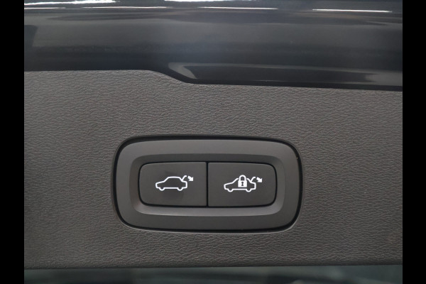 Volvo V60 2.0 B4 Core [APPLE CARPLAY, ANDROID, ADAPTIVE CRUISE, ELEKTRISCHE STOELEN, TREKHAAK, DRAADLOOS OPLADEN, ELEKTRISCHE ACHTERKLEP, LED, BLUETOOTH, NAVIAGTIE, NIEUWSTAAT]