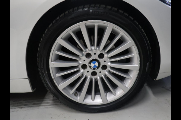 BMW 4 Serie Gran Coupé 418i High Executive [GROOT NAVIGATIE, STOELVERWARMING, VOL LEDER, CRUISE CONTROL, LED, BLUETOOOTH, DIGITAL DASH, ELEKTRISCHE ACHTERKLEP, NIEUWSTAAT]