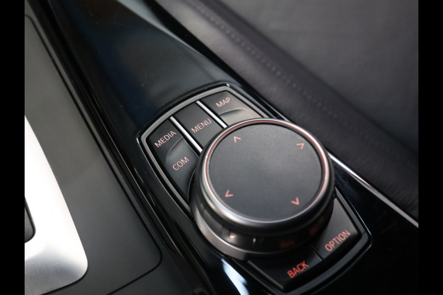 BMW 4 Serie Gran Coupé 418i High Executive [GROOT NAVIGATIE, STOELVERWARMING, VOL LEDER, CRUISE CONTROL, LED, BLUETOOOTH, DIGITAL DASH, ELEKTRISCHE ACHTERKLEP, NIEUWSTAAT]