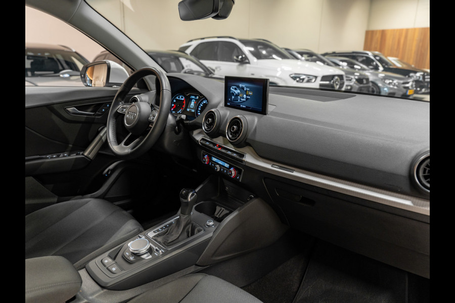 Audi Q2 35 TFSI S-Tronic Pro Line, Matrix, Navi, Apple Carplay, ACC, Keyless, Clima, Camera, Voll Onderhoud