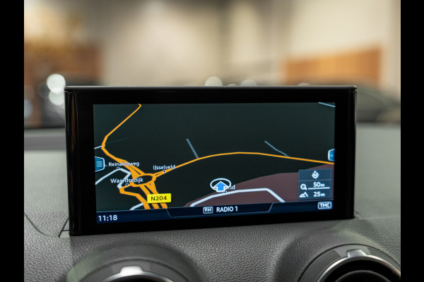 Audi Q2 35 TFSI S-Tronic Pro Line, Matrix, Navi, Apple Carplay, ACC, Keyless, Clima, Camera, Voll Onderhoud