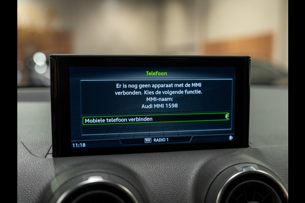 Audi Q2 35 TFSI S-Tronic Pro Line, Matrix, Navi, Apple Carplay, ACC, Keyless, Clima, Camera, Voll Onderhoud