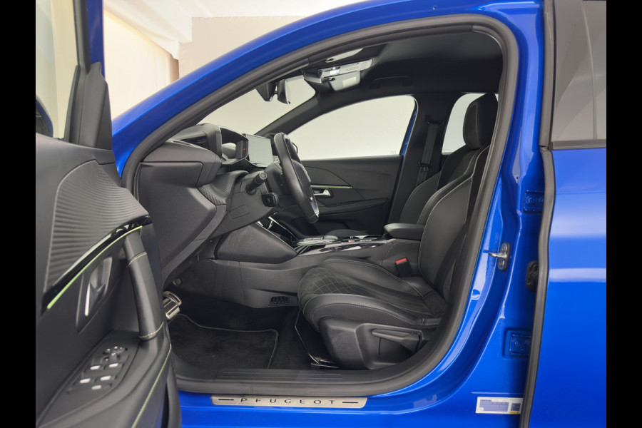 Peugeot e-208 EV GT Pack 50 kWh [3-Fase-11kW] {SoH-94%} (INCL.BTW) *FULL-LED | DIGI-COCKPIT | BLINDSPOT | CAMERA | LEATHER-ALCANTARA | AMBIENTLIGHT | NAVI-FULLMAP | LANE-ASSIST | KEYLESS | DAB | CCS-FASTLOADER | HEATED-SPORTSEATS | 17''ALU*