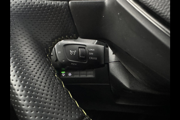 Peugeot e-208 EV GT Pack 50 kWh [3-Fase-11kW] {SoH-94%} (INCL.BTW) *FULL-LED | DIGI-COCKPIT | BLINDSPOT | CAMERA | LEATHER-ALCANTARA | AMBIENTLIGHT | NAVI-FULLMAP | LANE-ASSIST | KEYLESS | DAB | CCS-FASTLOADER | HEATED-SPORTSEATS | 17''ALU*