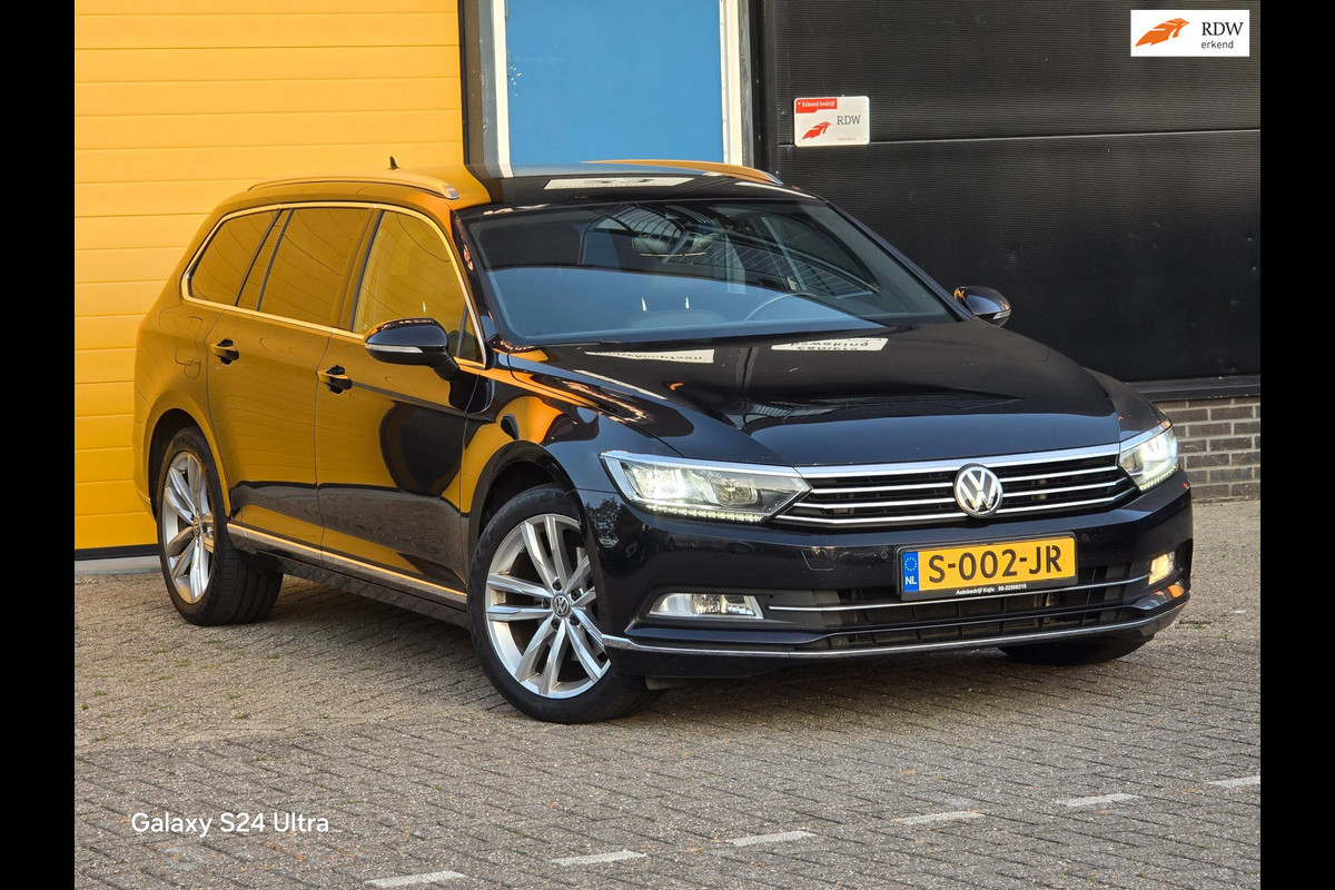 Volkswagen Passat Variant 2.0 TDI Highline Business R / Aut / Acc / 150 PK / Lane Assist / Camera / Elek Pakket / Xenon / Pdc / 18