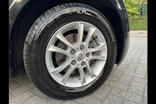 Kia Venga 1.6 CVVT Automaat DynamicPLusLine Navi|Camera|Keyless|Allseason