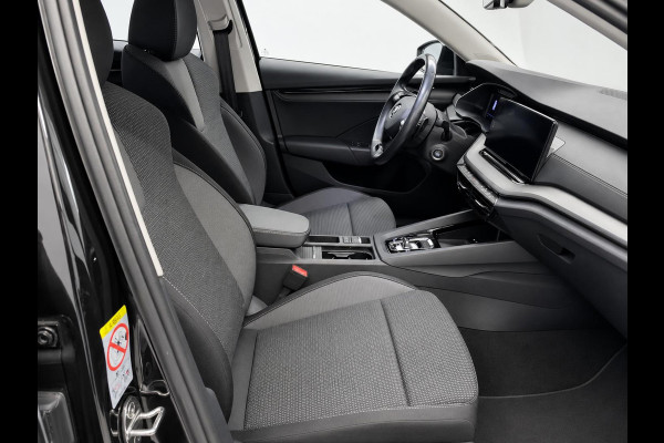Škoda Octavia Combi 1.0 e-TSI Business Edition Trekhaak Airco ECC Navi Wireless Carplay PDC VA Full LED Virtual Cockpit Cruise Control