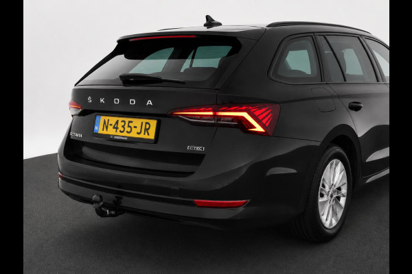 Škoda Octavia Combi 1.0 e-TSI Business Edition Trekhaak Airco ECC Navi Wireless Carplay PDC VA Full LED Virtual Cockpit Cruise Control