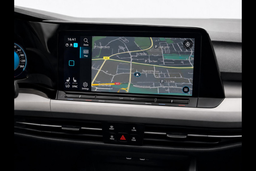 Volkswagen Golf Variant 1.5 eTSI Life Business Trekhaak Airco ECC Navi Carplay Adaptive Cruise Control Full LED Stoel/stuurwielverwarming PDC VA+ Camera DAB+ Virtual Cockpit Privacy Glass