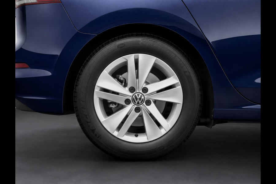 Volkswagen Golf Variant 1.5 eTSI Life Business Trekhaak Airco ECC Navi Carplay Adaptive Cruise Control Full LED Stoel/stuurwielverwarming PDC VA+ Camera DAB+ Virtual Cockpit Privacy Glass