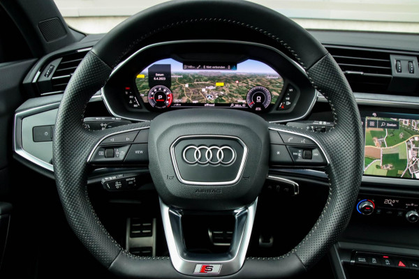Audi Q3 35 TFSI 1.5 TFSI S Line Pro Line S 150pk S-Tronic 1e|DLR|Panoramadak|Virtual Cockpit|LED Matrix|Leder|ACC|B&O|20inch|Black