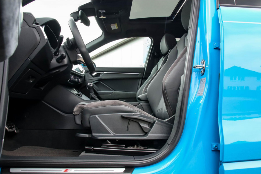 Audi Q3 35 TFSI 1.5 TFSI S Line Pro Line S 150pk S-Tronic 1e|DLR|Panoramadak|Virtual Cockpit|LED Matrix|Leder|ACC|B&O|20inch|Black