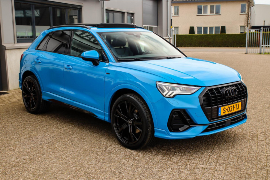 Audi Q3 35 TFSI 1.5 TFSI S Line Pro Line S 150pk S-Tronic 1e|DLR|Panoramadak|Virtual Cockpit|LED Matrix|Leder|ACC|B&O|20inch|Black