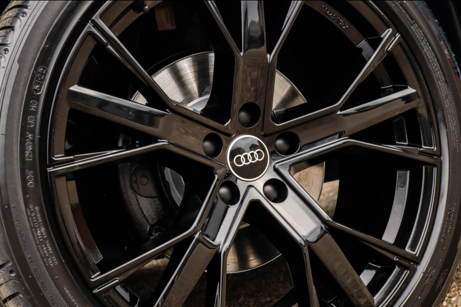 Audi Q3 35 TFSI 1.5 TFSI S Line Pro Line S 150pk S-Tronic 1e|DLR|Panoramadak|Virtual Cockpit|LED Matrix|Leder|ACC|B&O|20inch|Black