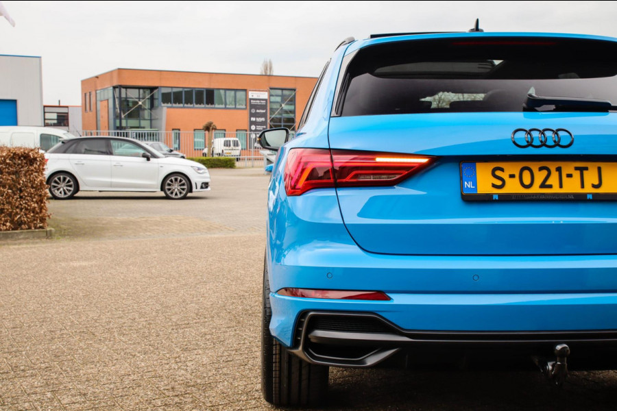 Audi Q3 35 TFSI 1.5 TFSI S Line Pro Line S 150pk S-Tronic 1e|DLR|Panoramadak|Virtual Cockpit|LED Matrix|Leder|ACC|B&O|20inch|Black