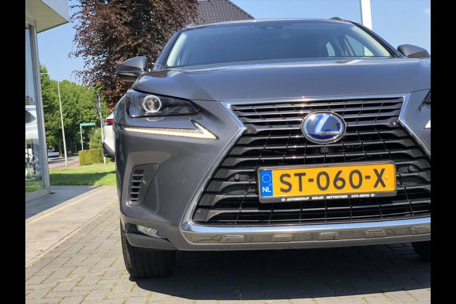 Lexus NX 300h AWD Business Line | Trekhaak, Facelift, Leer, Navigatie, Adaptive cruise control, Stoelverwarming, CarPlay, 1500KG Trekgewi