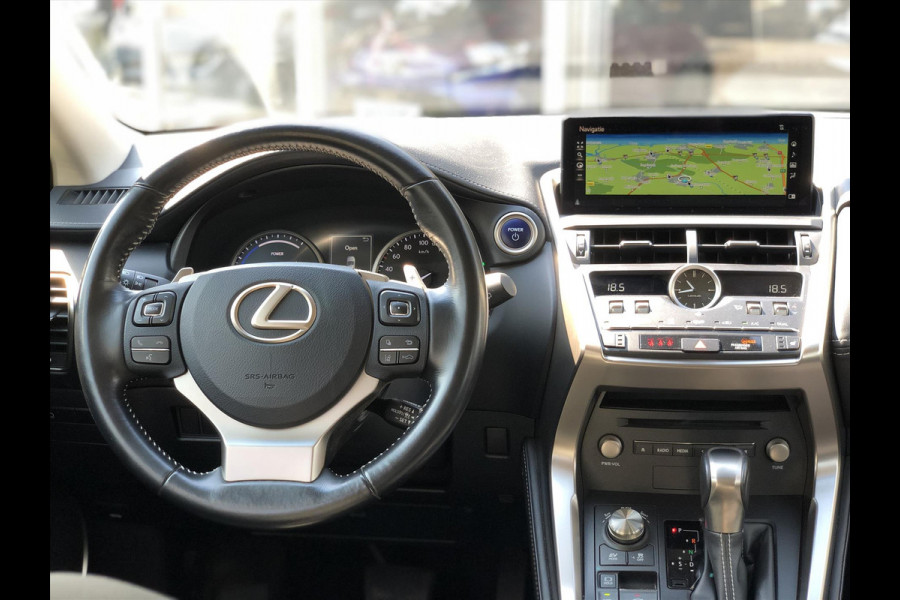 Lexus NX 300h AWD Business Line | Trekhaak, Facelift, Leer, Navigatie, Adaptive cruise control, Stoelverwarming, CarPlay, 1500KG Trekgewi