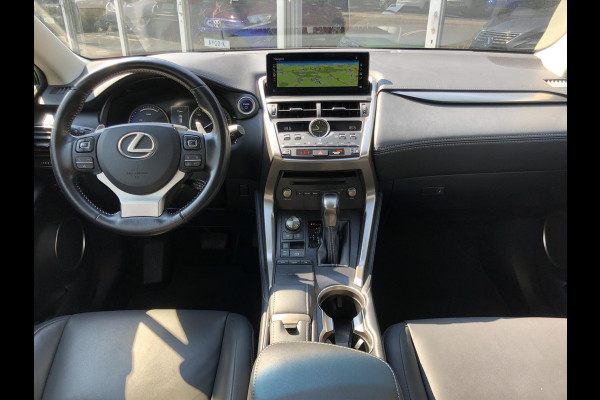 Lexus NX 300h AWD Business Line | Trekhaak, Facelift, Leer, Navigatie, Adaptive cruise control, Stoelverwarming, CarPlay, 1500KG Trekgewi