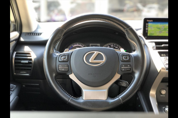 Lexus NX 300h AWD Business Line | Trekhaak, Facelift, Leer, Navigatie, Adaptive cruise control, Stoelverwarming, CarPlay, 1500KG Trekgewi