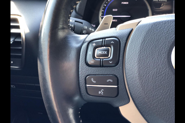 Lexus NX 300h AWD Business Line | Trekhaak, Facelift, Leer, Navigatie, Adaptive cruise control, Stoelverwarming, CarPlay, 1500KG Trekgewi