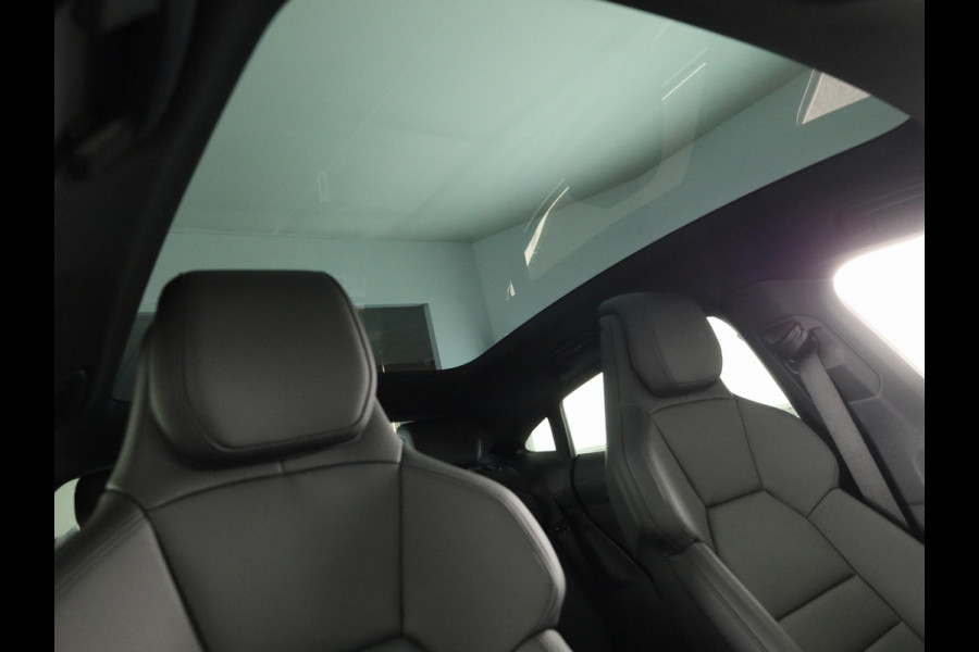 Audi e-tron GT e-tron GT 504pk | B&O | Lederen bekleding | Elektrische verstelbare voorstoelen met geheugen | Panoramadak | Audi Exclusive kleur