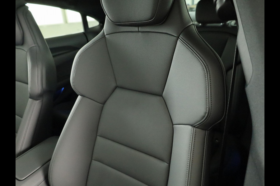 Audi e-tron GT e-tron GT 504pk | B&O | Lederen bekleding | Elektrische verstelbare voorstoelen met geheugen | Panoramadak | Audi Exclusive kleur