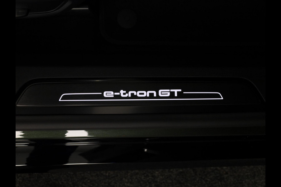 Audi e-tron GT e-tron GT 504pk | B&O | Lederen bekleding | Elektrische verstelbare voorstoelen met geheugen | Panoramadak | Audi Exclusive kleur