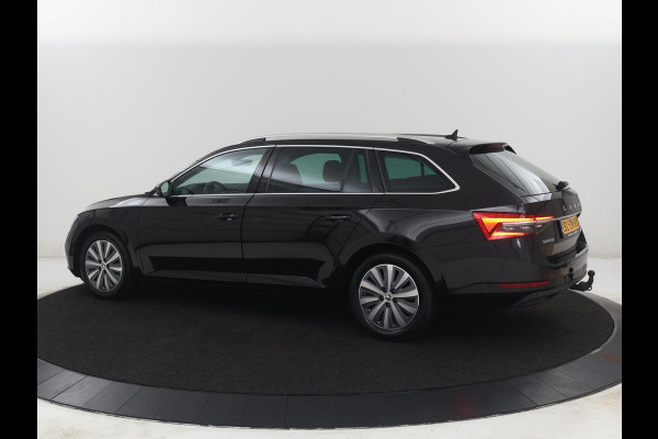 Škoda Superb Combi 1.4 TSI iV Business Edition | SOH 91.2% | Trekhaak | Memory | Stuur/stoel verwarming | Achterbank verwarming | Adaptive cruise | Carplay | DAB | Verwarmde voorruit | Matrix LED | Camera |