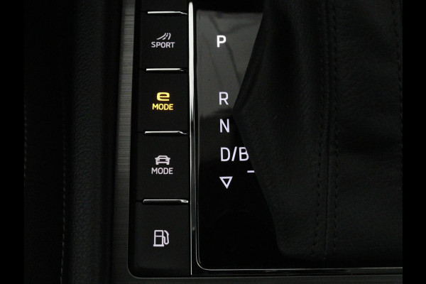 Škoda Superb Combi 1.4 TSI iV Business Edition | SOH 91.2% | Trekhaak | Memory | Stuur/stoel verwarming | Achterbank verwarming | Adaptive cruise | Carplay | DAB | Verwarmde voorruit | Matrix LED | Camera |