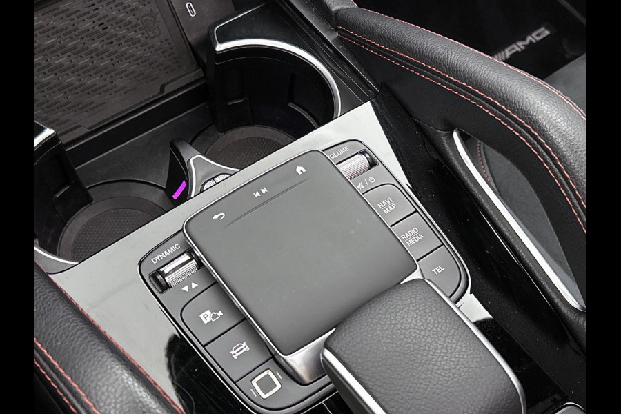 Mercedes-Benz GLE Mercedes-AMG 53 Hybrid 4MATIC+ Trekhaak | Distronic | Panorama Schuif-Kanteldak | Airmatic | Parkeerpakket met 360°-camera. Inclusief 24 maanden MB Certified garantie voor Europa.
