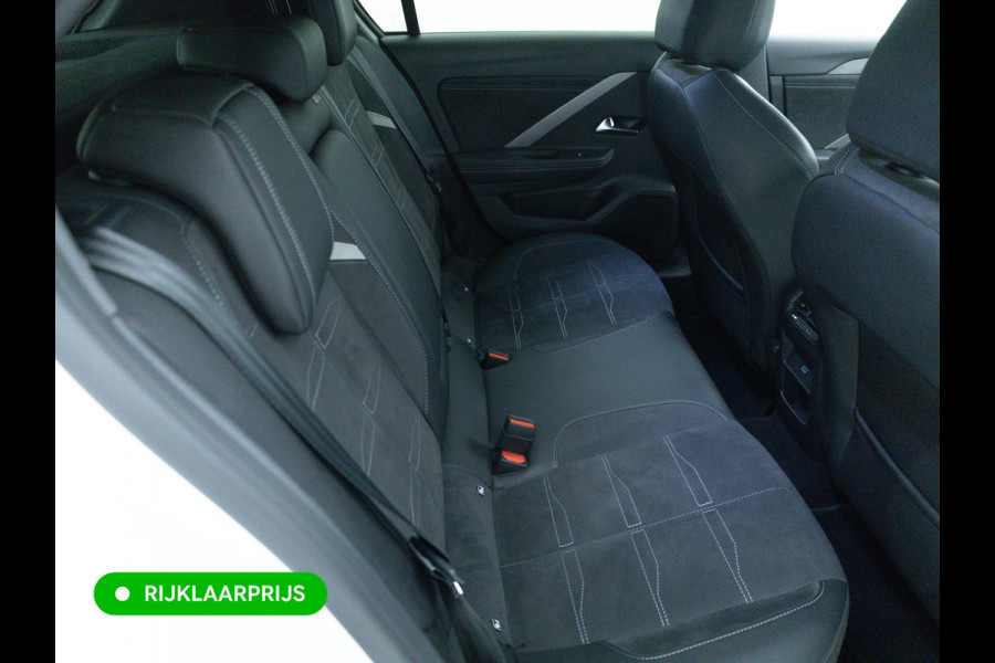 Opel Astra 1.2 GS Line 131 PK | AGR Stoelen | Stoel- & Stuurverw. | Elec. best. Stoel met geheugen | 360 Camera | Adaptieve Cruise, Navigatie, Apple Carplay/Andorid auto, Sfeerverlichting, Extra getint glas achter
