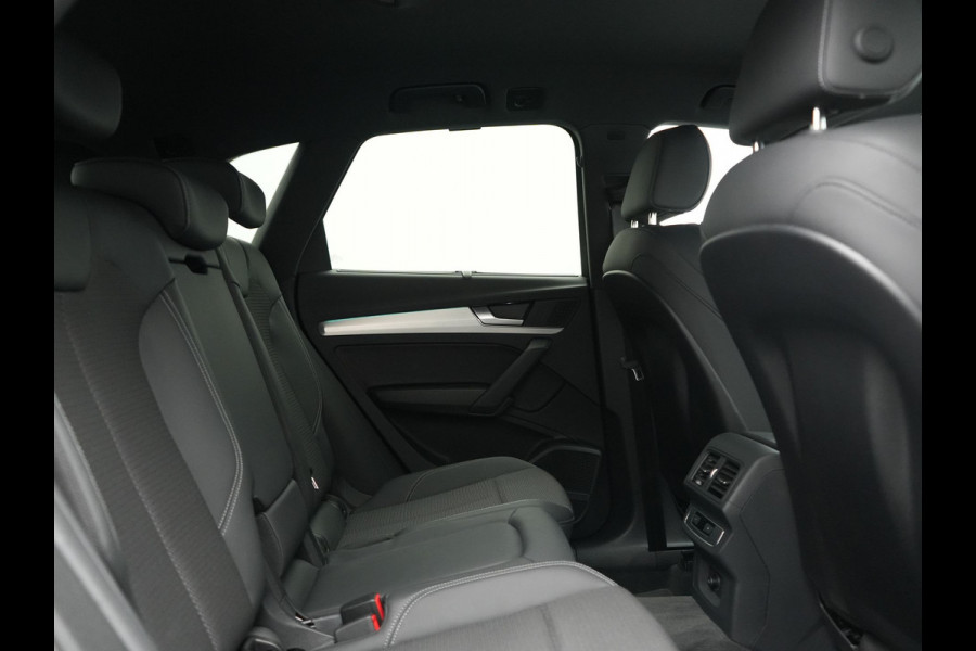 Audi Q5 50 TFSI e S Line PHEV 300pk Dealer O.H. | Matrix LED | 360 Camera | Bang & Olufsen Audio | Sfeerverlichting | Keyless | Elektrische Sportstoelen Verwarmd | Navigatie | DAB | Cruise Control | Plug In Hybrid |