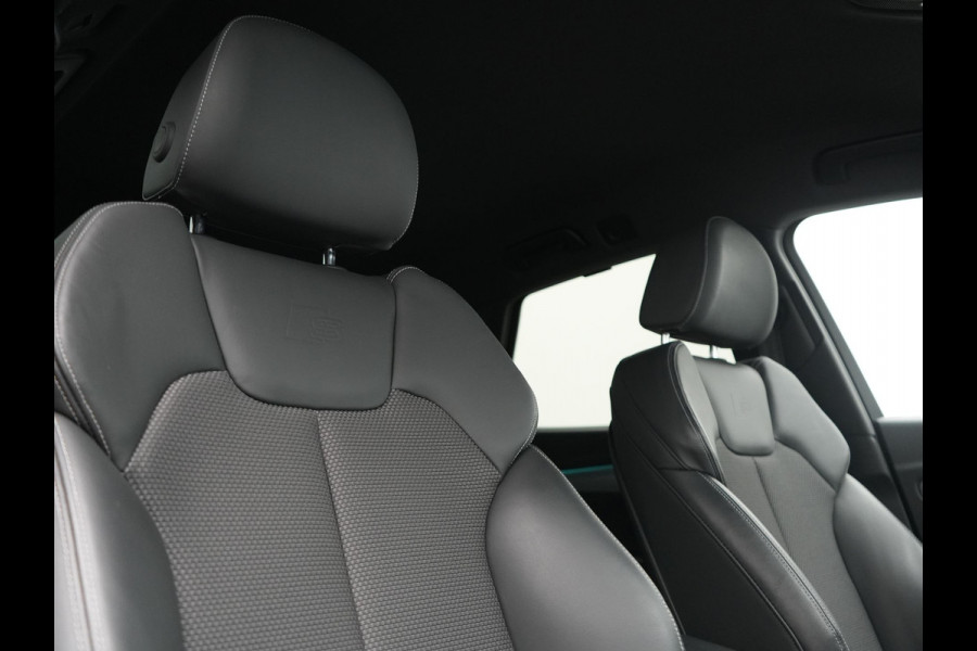 Audi Q5 50 TFSI e S Line PHEV 300pk Dealer O.H. | Matrix LED | 360 Camera | Bang & Olufsen Audio | Sfeerverlichting | Keyless | Elektrische Sportstoelen Verwarmd | Navigatie | DAB | Cruise Control | Plug In Hybrid |