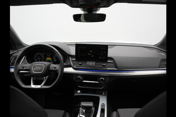Audi Q5 50 TFSI e S Line PHEV 300pk Dealer O.H. | Matrix LED | 360 Camera | Bang & Olufsen Audio | Sfeerverlichting | Keyless | Elektrische Sportstoelen Verwarmd | Navigatie | DAB | Cruise Control | Plug In Hybrid |
